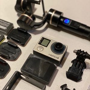 Hero GoPro 4 Black Edition + Bundle Accessories